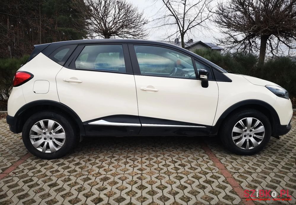 2016' Renault Captur photo #2