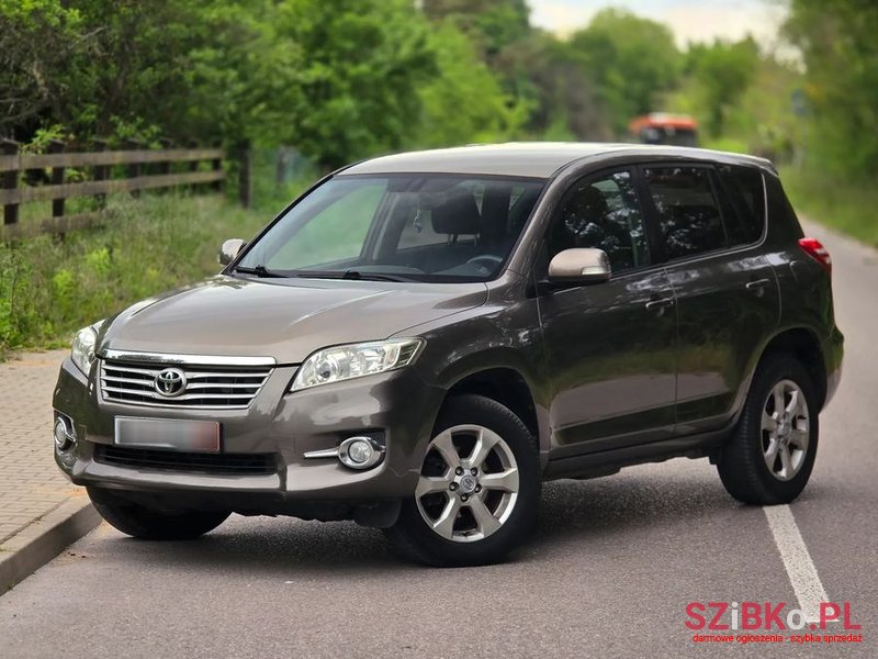 2010' Toyota RAV4 photo #1