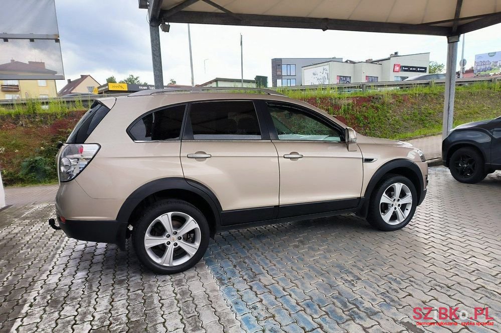 2012' Chevrolet Captiva photo #6