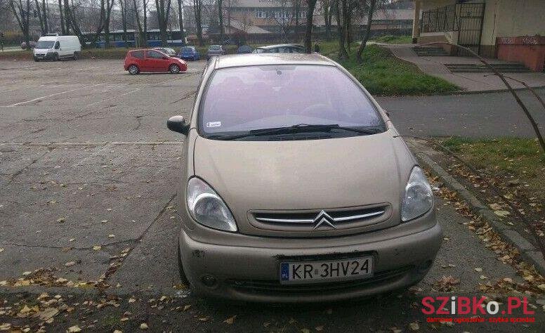 2002' Citroen Xsara Picasso photo #1