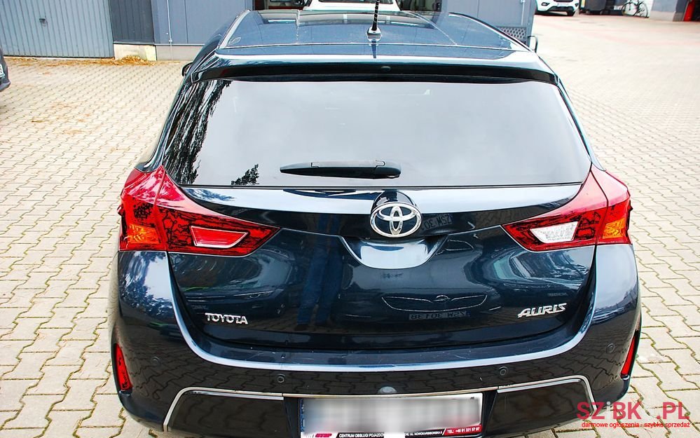 2013' Toyota Auris 1.33 Vvt-I Life+ photo #6