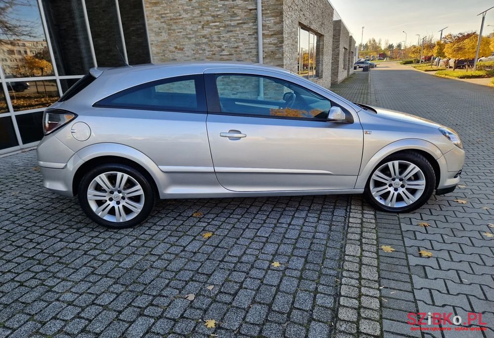 2008' Opel Astra Gtc 1.6 photo #6