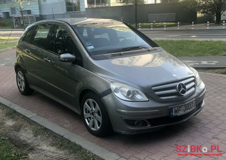 2004' Mercedes-Benz photo #1