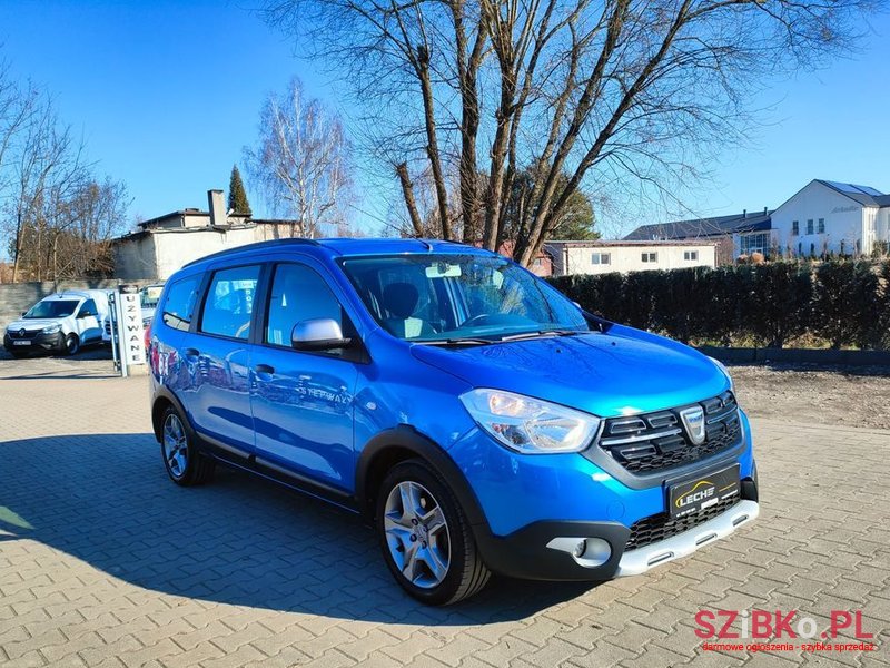 2019' Dacia Lodgy photo #6