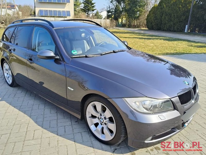2007' BMW 3 Series photo #1