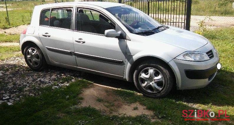 2003' Renault Megane photo #2