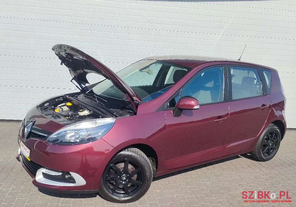 2013' Renault Scenic photo #4