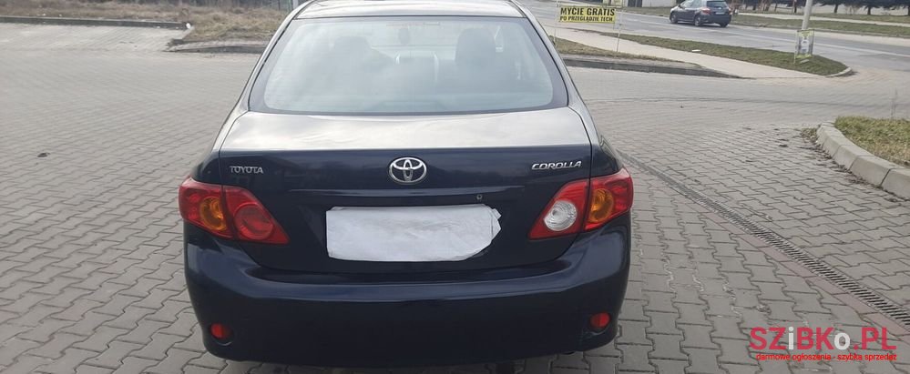 2008' Toyota Corolla photo #5