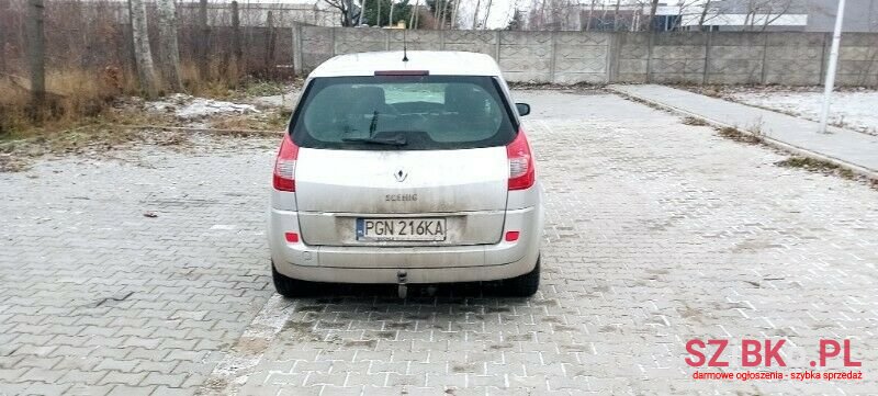 2008' Renault Scenic photo #4