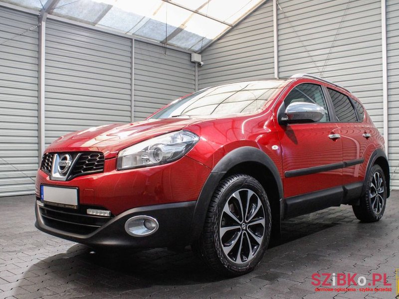 2011' Nissan Qashqai photo #1