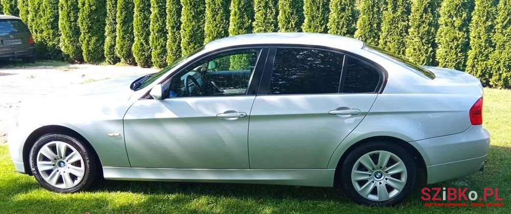 2006' BMW 3 Series 318I photo #1