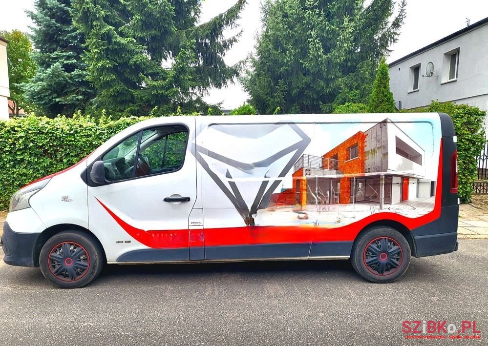 2015' Renault Trafic photo #3