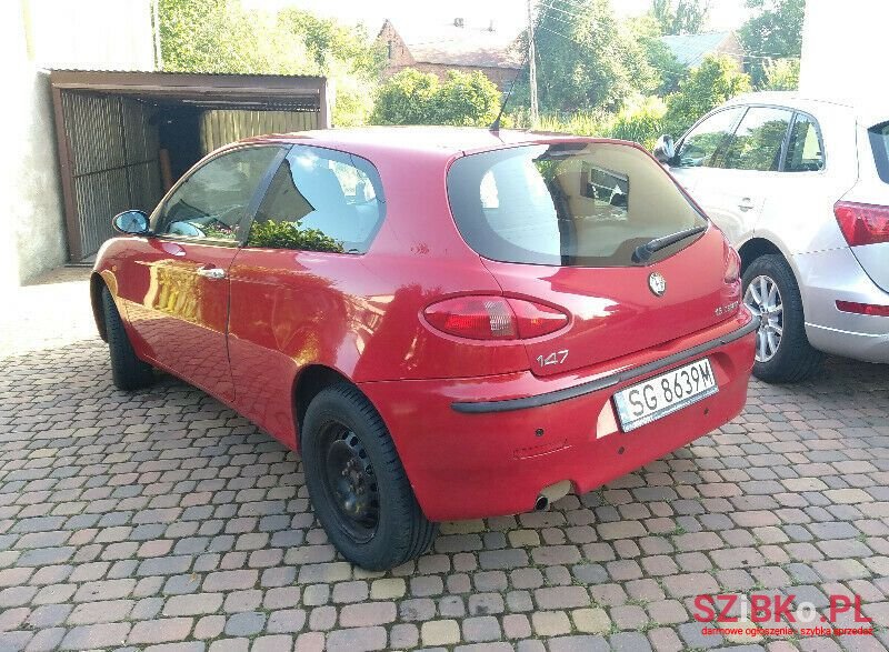 2003' Alfa Romeo 147 photo #2