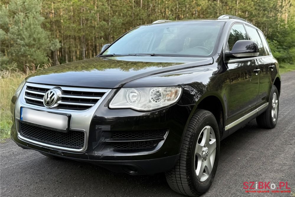 2007' Volkswagen Touareg photo #2