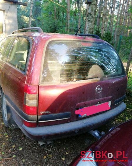 1999' Opel Omega photo #1