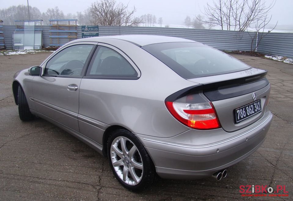 2004' Mercedes-Benz Klasa C photo #6