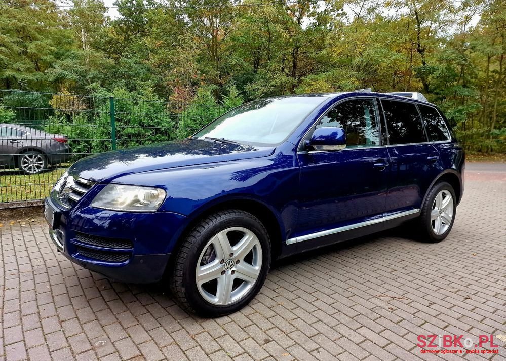 2006' Volkswagen Touareg photo #2