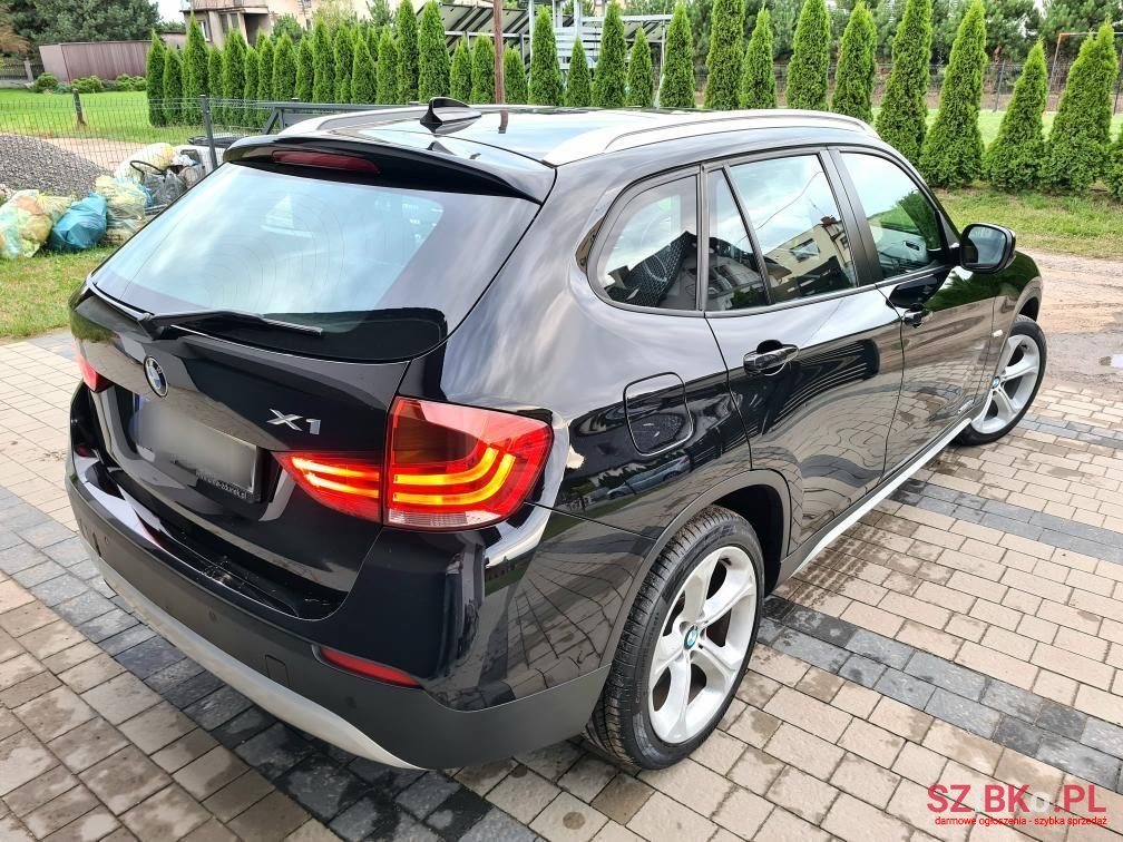 2011' BMW X1 photo #6