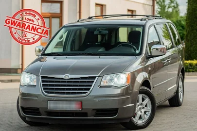 2011' Chrysler Grand Voyager