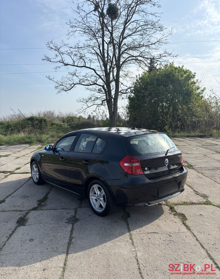 2005' BMW 1 Series 118D photo #6