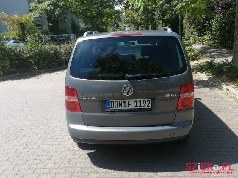 2003' Volkswagen Touran photo #6