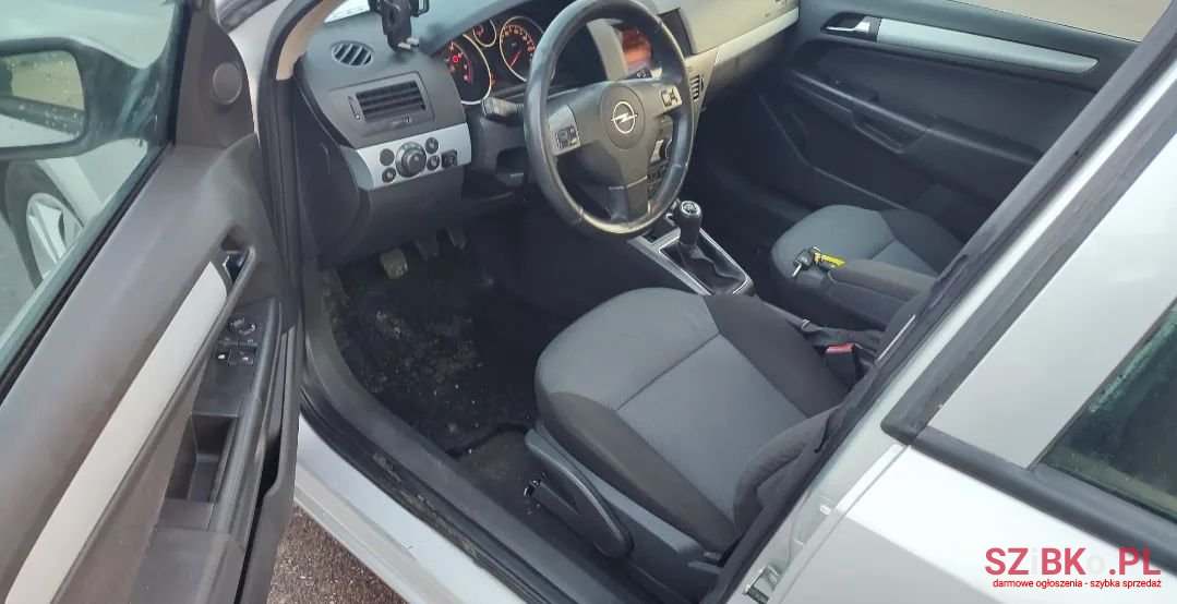 2004' Opel Astra photo #3