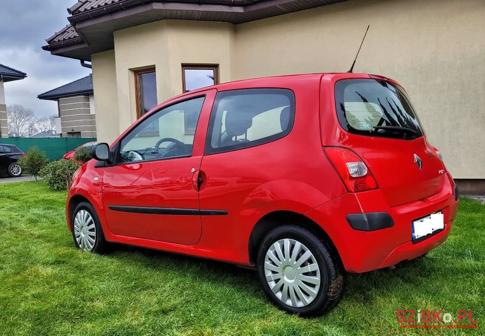 2009' Renault Twingo photo #2