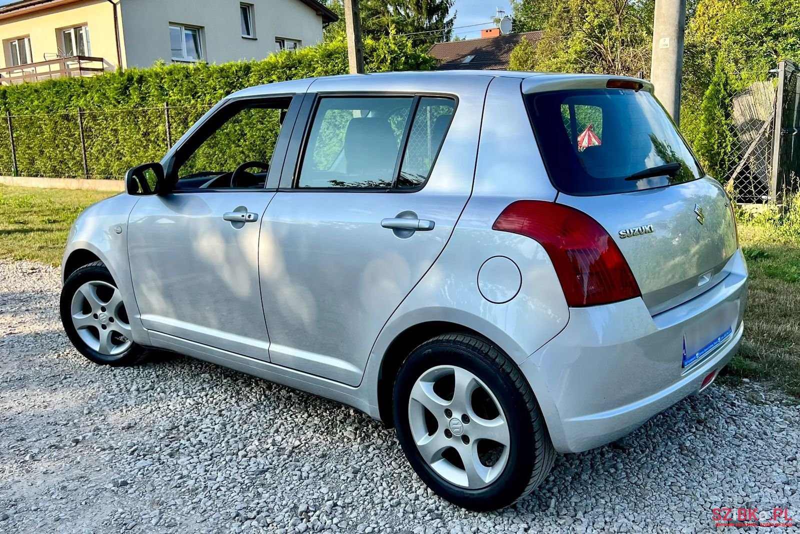 2005' Suzuki Swift photo #6