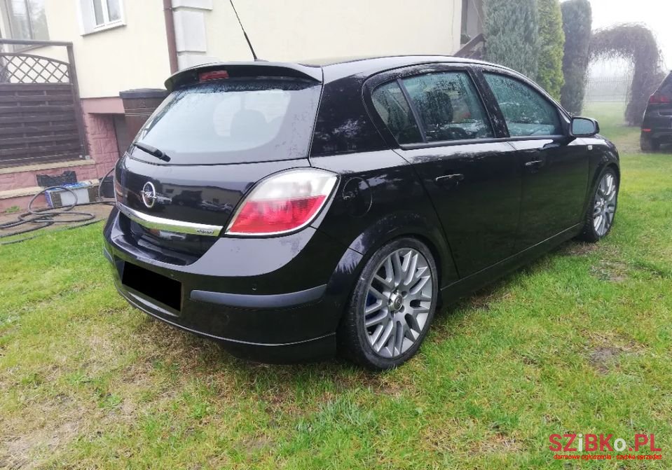 2005' Opel Astra photo #4