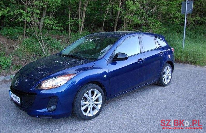 2013' Mazda 3 photo #2