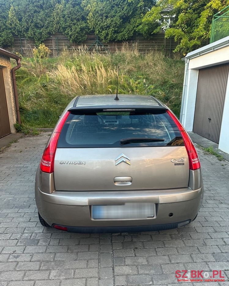 2009' Citroen C4 1.6 Vti Equilibre photo #5