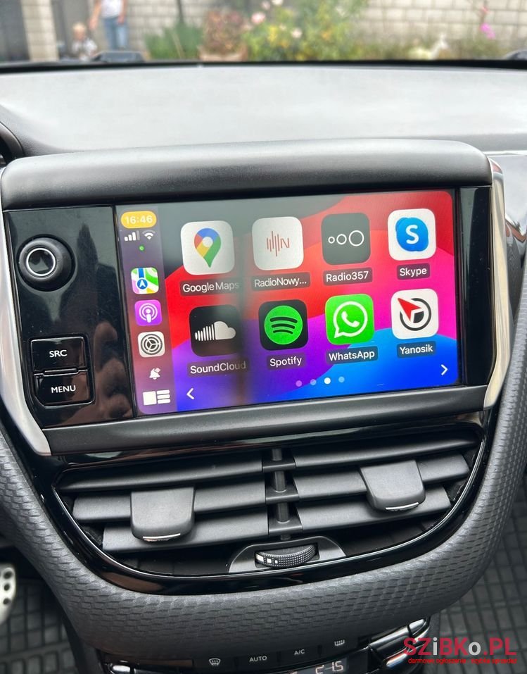 2016' Peugeot 208 photo #5