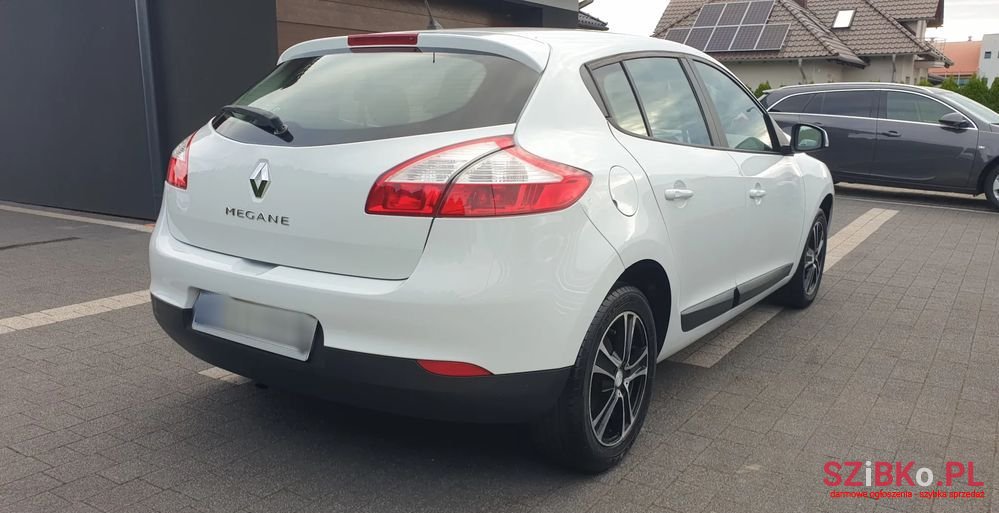 2014' Renault Megane photo #5
