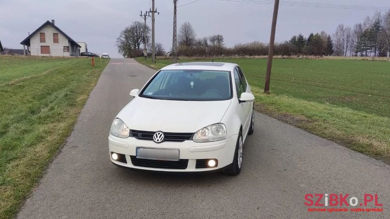 2008' Volkswagen Golf photo #1