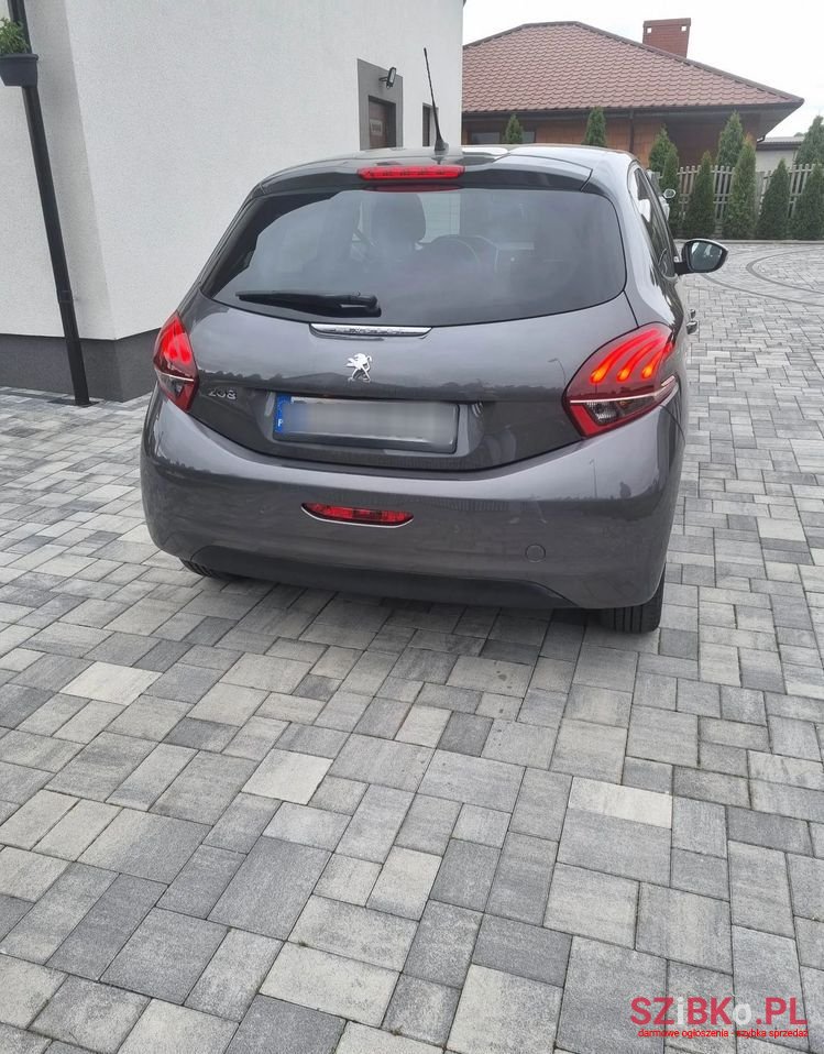 2019' Peugeot 208 photo #6