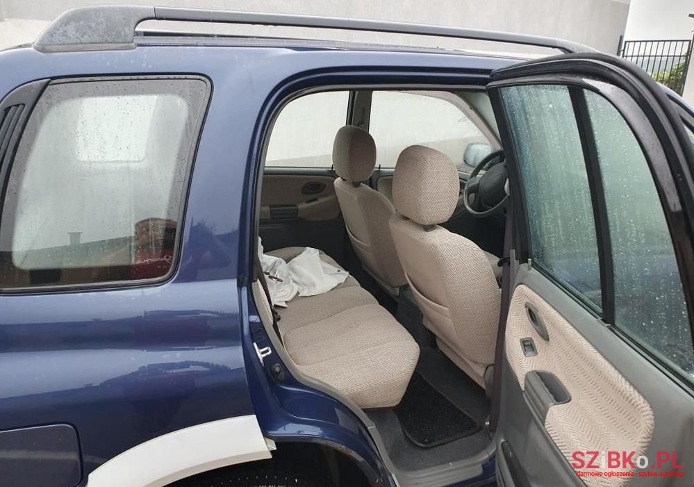 1998' Suzuki Grand Vitara 2.5 V6 photo #6