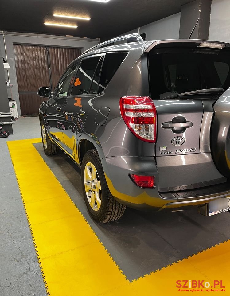 2010' Toyota RAV4 photo #4