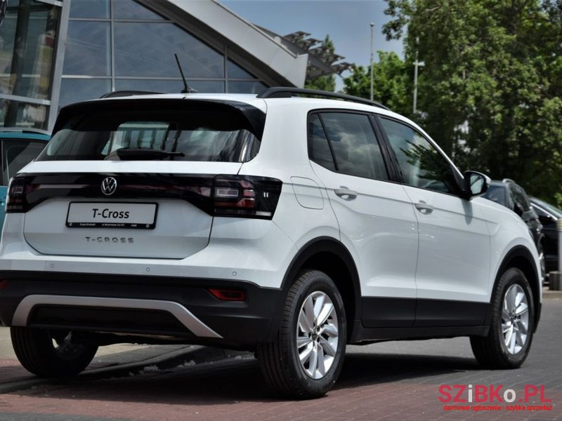 2022' Volkswagen T-Cross photo #3