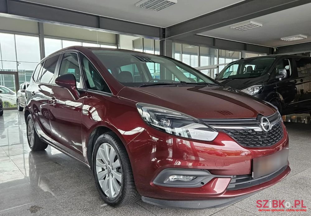 2018' Opel Zafira 1.4 T Elite photo #2