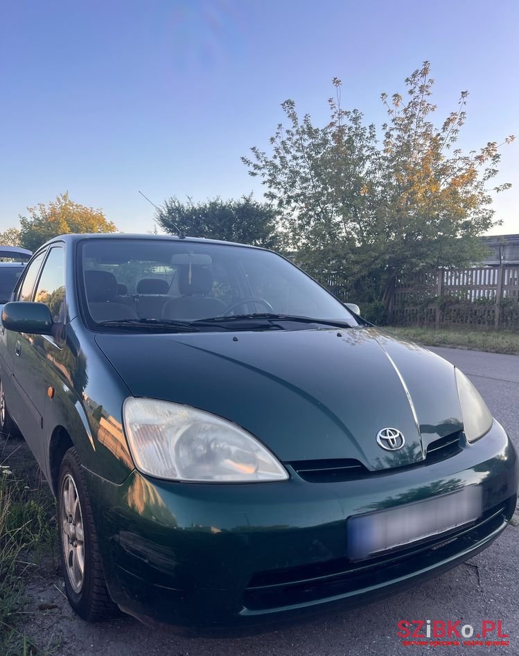 2001' Toyota Prius photo #6