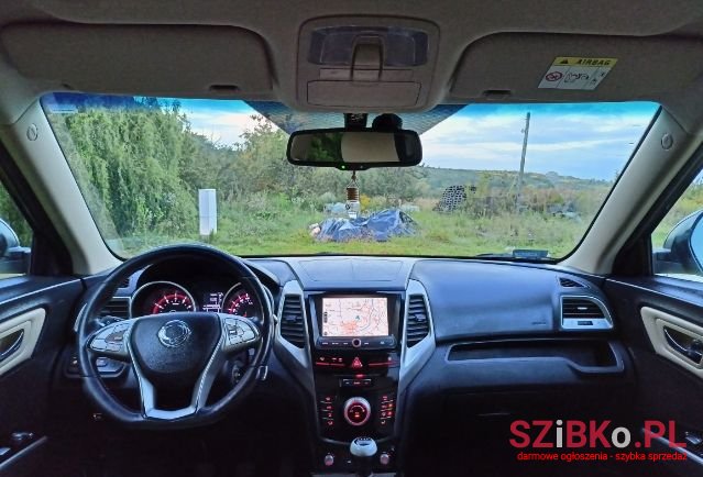 2016' SsangYong Tivoli photo #5