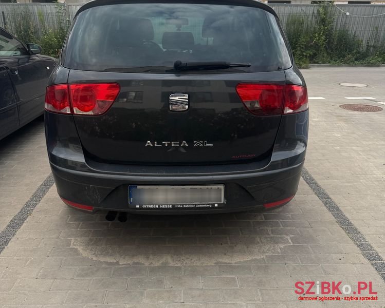 2008' SEAT Altea XL photo #2