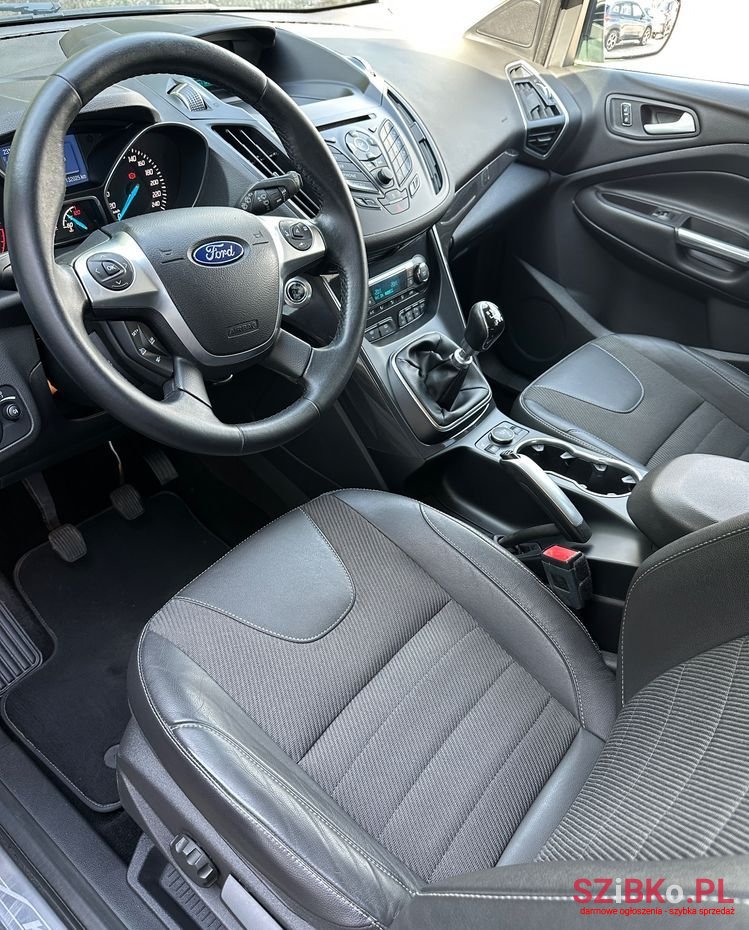 2016' Ford Kuga photo #5