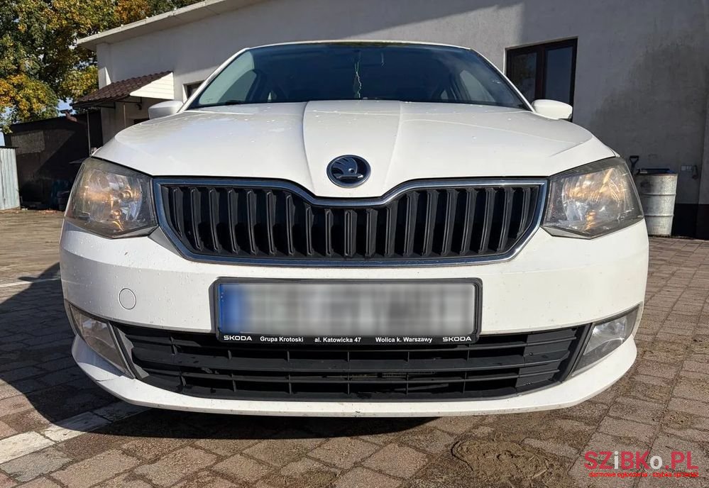 2015' Skoda Fabia 1.4 Tdi Ambition photo #1