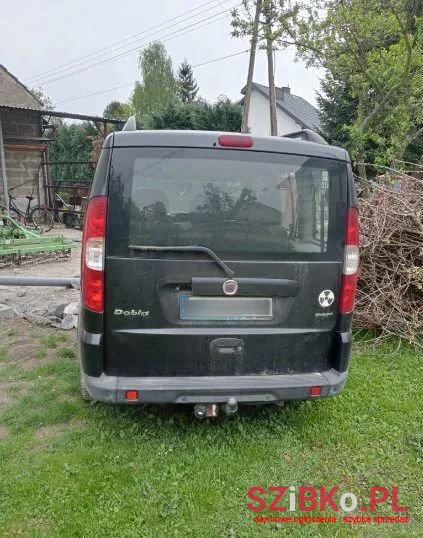 2008' Fiat Doblo Ii 1.9 Jtd Dynamic photo #3