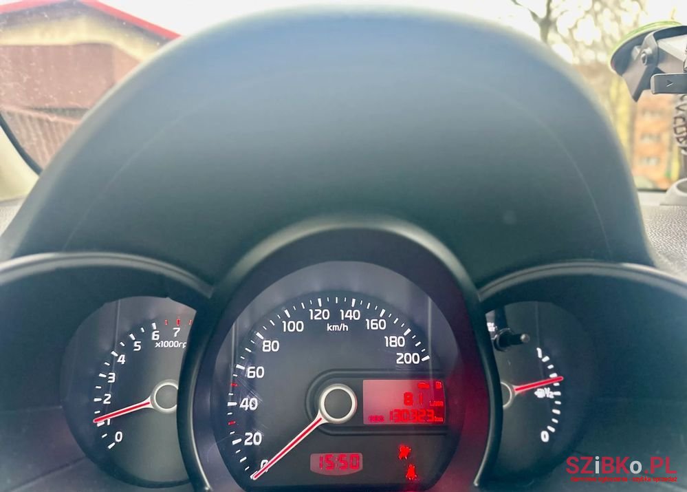 2013' Kia Picanto 1.0 L photo #2