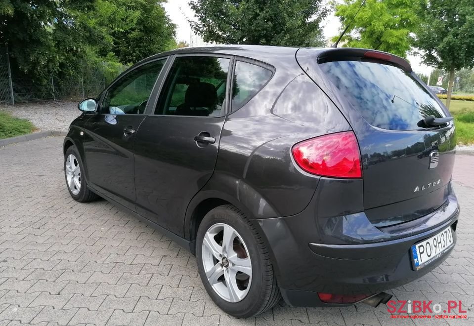 2005' SEAT Altea photo #5