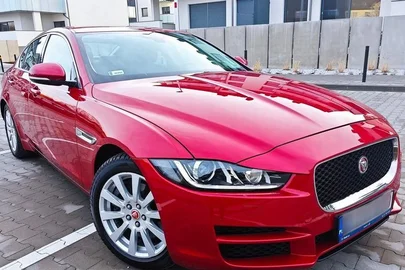 2017' Jaguar XE 2.0 T Prestige