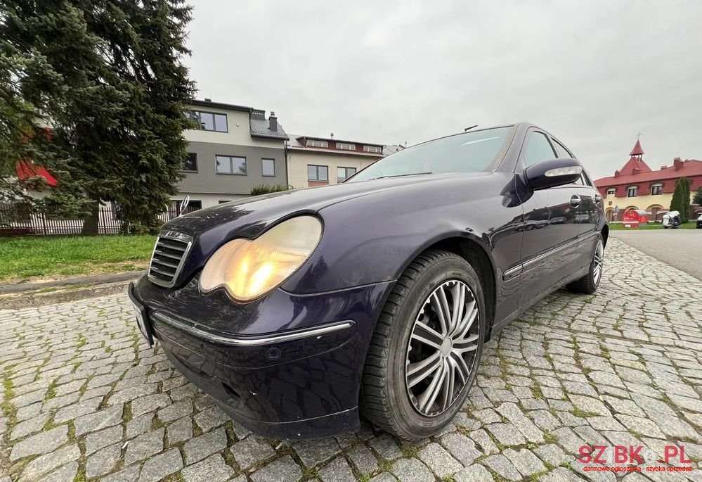 2000' Mercedes-Benz C-Class 320 Avantgarde photo #1