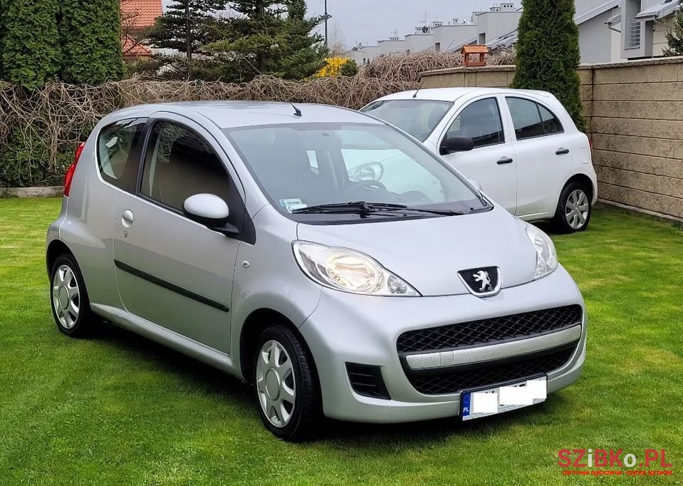 2011' Peugeot 107 photo #3